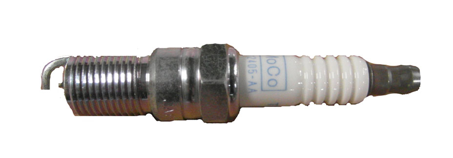 1369704 FORD Свеча зажигания TR6AP13 1369704 Ford