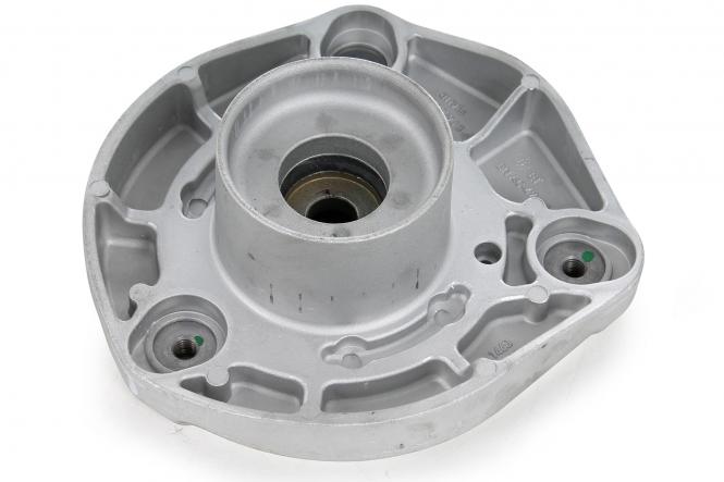 2043230120 MERCEDES-BENZ Опора переднего амортизатора