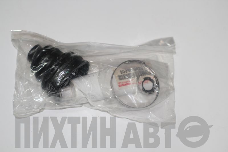 0443942030 TOYOTA Пыльник вала приводного задний правый внутренний