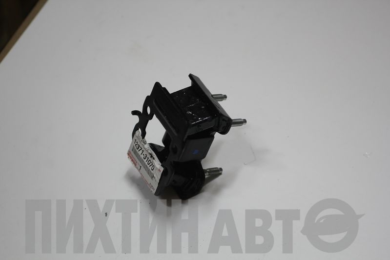 1237131070 TOYOTA Подушка двигателя задняя Gs300/IS250