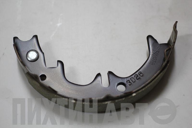 4655033020 TOYOTA Колодка ручника