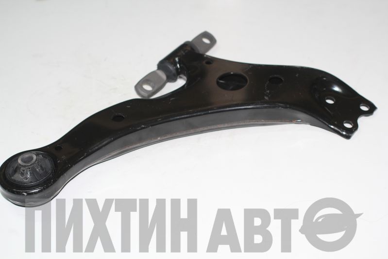 4806812300 TOYOTA Рычаг передний R Cor/Auris 06-