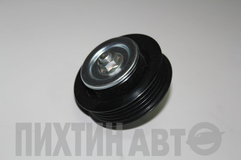 8844060090 TOYOTA Ролик натяжителя
