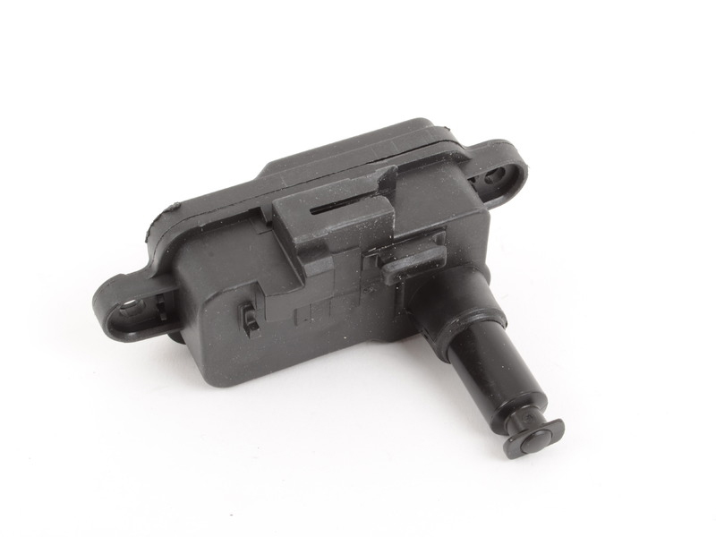 4L0862153D VAG Актуатор крышки бензобака