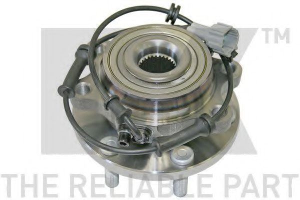 752232 NK Ступица с подшипником NISSAN PATHFINDER 05- перед.