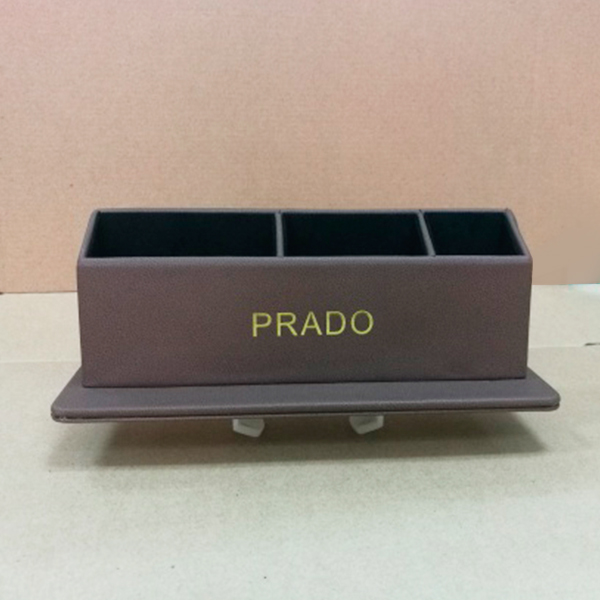 Подставка под телефон,сигареты и прочее коричневая PRADO FJ150 2687